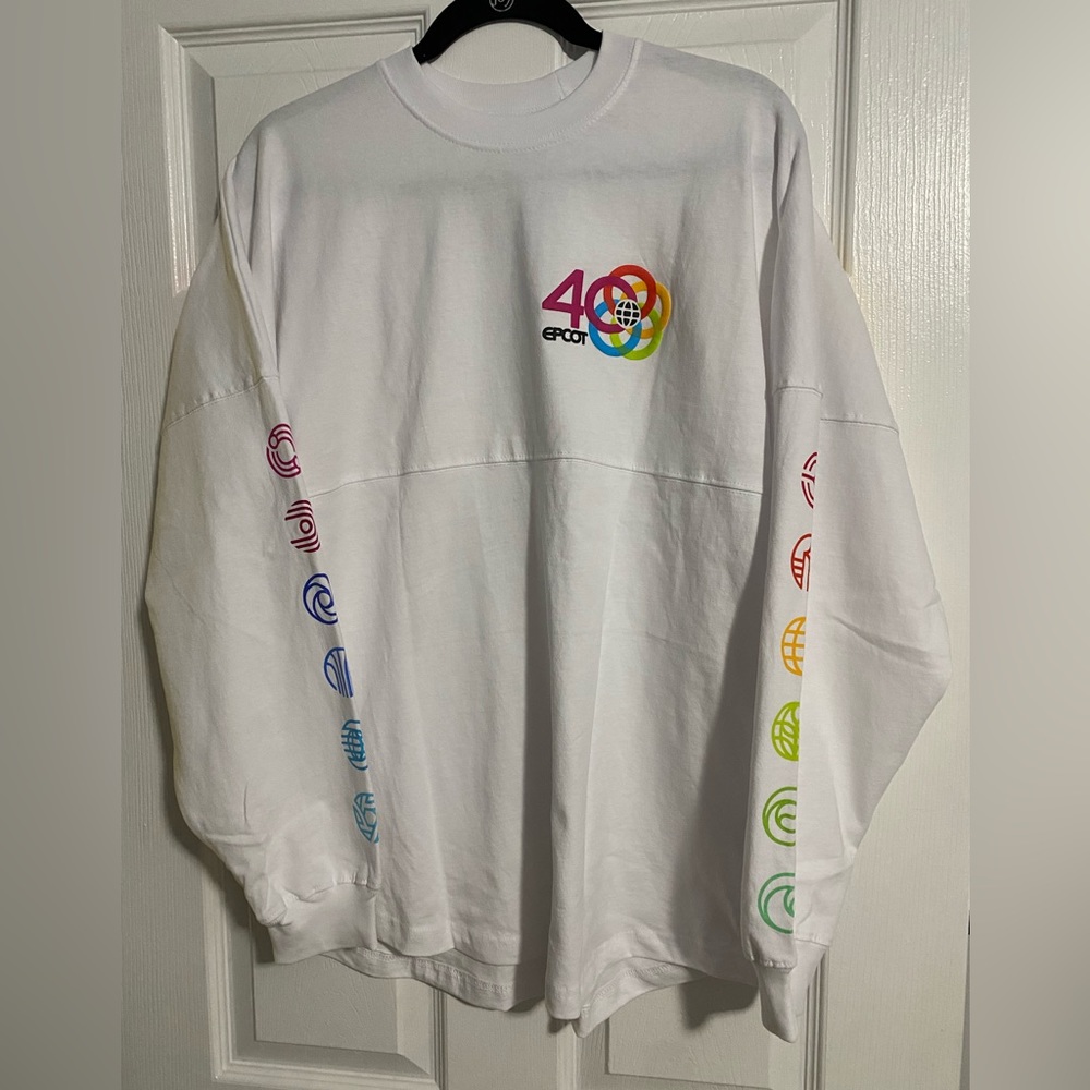 NWT Disney Parks 2022 Epcot 40th Anniversary Rainbow Spirit Jersey Size M